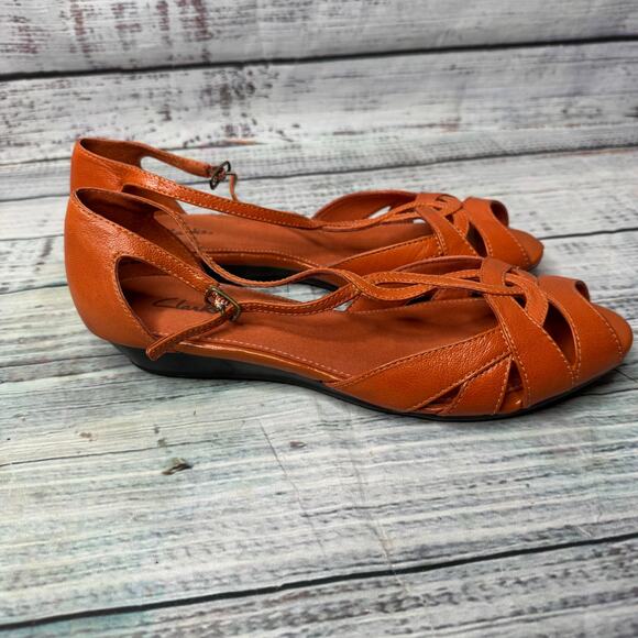 Clarks Women’s Leather Slingback Sandals Orange 9M Comfort Low Wedge Peep Toe - Picture 1 of 5